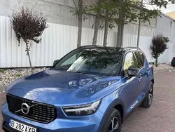 Albastru Utilizat 2018 Volvo XC40 R-Design SUV | 20.000 EUR