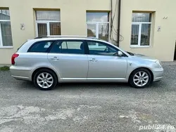Argintiu Utilizat 2005 Toyota Avensis Break | 1.500 EUR (Super Preț)