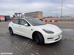 Alb Utilizat 2021 Tesla Model 3 Berlinǎ | 25.823 EUR (Preț OK)