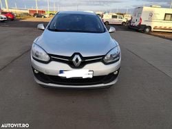 Culoareargint Utilizat 2015 Renault Mégane III Expression Hatchback | 5.200 EUR (Preț bun)