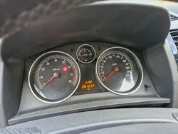 Utilizat 2011 Opel Zafira Monovolum | 4.000 EUR (Preț bun)