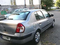 Gri Utilizat 2006 Renault Clio II Berlinǎ | 1.999 EUR (Preț OK)