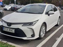 Culoarealb Utilizat 2023 Toyota Corolla Business Edition Berlinǎ | 24.000 EUR (Puțin scump)