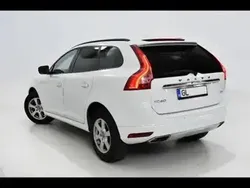 Alb Utilizat 2014 Volvo XC60 SUV | 13.700 EUR (Puțin scump)