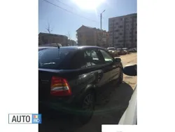 Negru Utilizat 2000 Opel Astra Hatchback | 2.000 EUR (Preț OK)