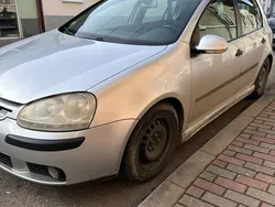 VW Golf V