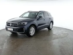 Albastru inchis metalic Utilizat 2023 VW Touareg R-line SUV | 68.000 EUR