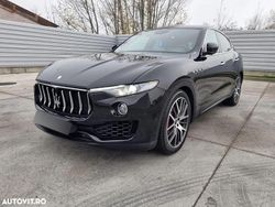 Culoarenegru Utilizat 2017 Maserati Levante SUV | 29.000 EUR (Scump)