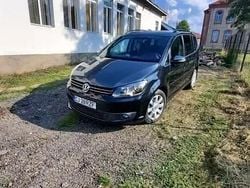 Utilizat 2014 VW Touran Monovolum | 4.600 EUR (Super Preț)