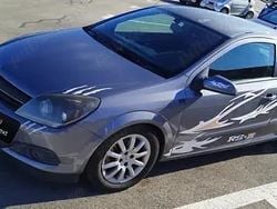 Gri Utilizat 2006 Opel Astra GTC Hatchback | 1.400 EUR