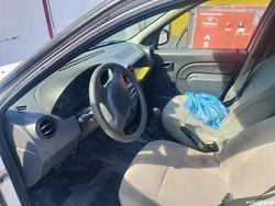 Utilizat 2008 Dacia Logan Berlinǎ | 2.100 EUR (Preț bun)