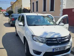 Culoarealb Utilizat 2013 Dacia Logan Prestige Berlinǎ | 2.500 EUR (Preț OK)