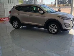 Culoaregalbeuriu Utilizat 2019 Hyundai Tucson SUV | 17.000 EUR (Preț bun)