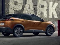 Utilizat 2021 Peugeot 2008 Premium SUV | 18.900 EUR (Scump)