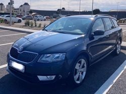 Culoarenegru Utilizat 2015 Skoda Octavia Break | 7.000 EUR (Preț OK)