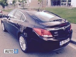 Maro Utilizat 2012 Opel Insignia Edition Hatchback | 12.500 EUR