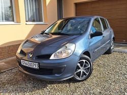 Albastru Utilizat 2007 Renault Clio II Hatchback | 999 EUR (Preț bun)