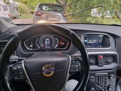 Culoarealb Utilizat 2015 Volvo V40 Break | 7.500 EUR (Puțin scump)