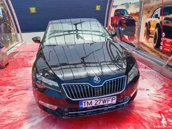 Negru Utilizat 2018 Skoda Superb Berlinǎ | 10.990 EUR