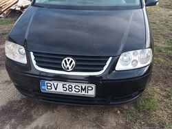 Utilizat 2006 VW Touran Monovolum | 3.000 EUR