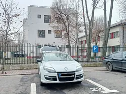 Alb Utilizat 2011 Renault Laguna III Break | 4.500 EUR (Preț OK)