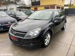Culoarenegru Utilizat 2005 Opel Astra Classic Hatchback | 2.699 EUR (Puțin scump)