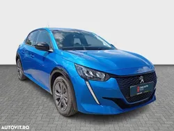 Albastru Utilizat 2023 Peugeot e-208 Hatchback | 24.461 EUR