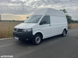 Culoarealb Utilizat 2014 VW T5 Van | 10.720 EUR