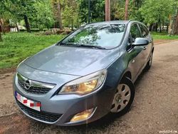 Gri Utilizat 2012 Opel Astra Break | 3.499 EUR (Preț OK)