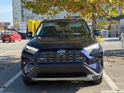 Culoarealbastru Utilizat 2022 Toyota RAV4 Hybrid Luxury SUV | 38.300 EUR (Puțin scump)