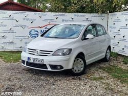 Culoarealb Utilizat 2008 VW Golf VI Team Hatchback | 2.750 EUR (Super Preț)