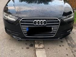 Negru Utilizat 2012 Audi A4 Berlinǎ | 8.000 EUR (Preț OK)