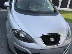 Argint Utilizat 2013 Seat Altea Monovolum | 3.850 EUR (Preț bun)