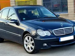 Utilizat 2005 Mercedes C180 Elegance Berlinǎ | 2.950 EUR (Preț OK)