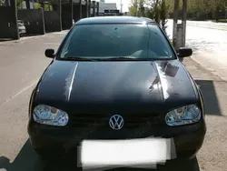 Utilizat 2000 VW Golf IV Hatchback | 600 EUR (Preț bun)
