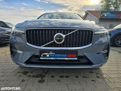 Gri Utilizat 2022 Volvo XC60 SUV | 25.999 EUR (Super Preț)