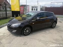 Utilizat 2012 Opel Astra Hatchback | 4.090 EUR (Preț OK)