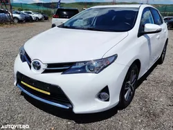 Alb Utilizat 2014 Toyota Auris Design | 7.499 EUR