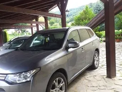 Gri Utilizat 2013 Mitsubishi Outlander SUV | 10.900 EUR