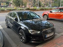 Culoarenegru Utilizat 2016 Audi A3 Berlinǎ | 9.500 EUR (Preț bun)