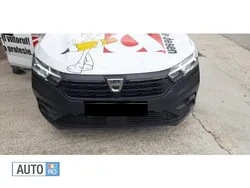 Alb Utilizat 2021 Dacia Logan Berlinǎ | 7.500 EUR (Preț bun)