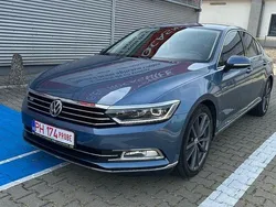 Culoarealbastru Utilizat 2015 VW Passat Executive Berlinǎ | 15.650 EUR (Scump)