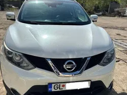 Alb Utilizat 2014 Nissan Qashqai 360º SUV | 8.999 EUR (Preț OK)