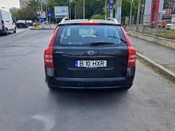 Negru Utilizat 2009 Kia Ceed 3 Break | 3.490 EUR (Preț bun)