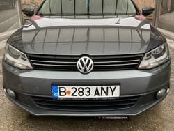 Culoaregri Utilizat 2013 VW Jetta Comfortline Berlinǎ | 5.500 EUR (Preț bun)