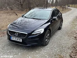 Albastru Utilizat 2016 Volvo V40 CC Momentum Break | 11.199 EUR