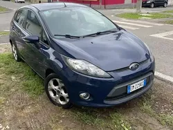 Utilizat 2012 Ford Fiesta Hatchback | 1.900 EUR (Super Preț)