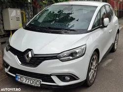 Alb Utilizat 2017 Renault Scénic IV Monovolum | 5.600 EUR (Super Preț)