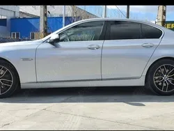 Gri Utilizat 2015 BMW 525 Berlinǎ | 15.600 EUR