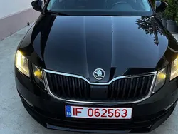 Culoarenegru Utilizat 2020 Skoda Octavia Ambition Break | 12.700 EUR (Super Preț)